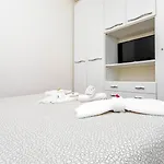 Apartment Pada *